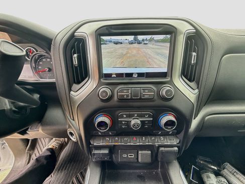 Used 2021 Chevrolet Silverado 1500 LT Trail Boss w/ Convenience Package II AWD/4WD image 14