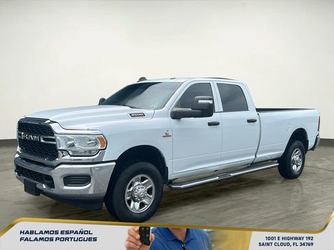 Used 2024 RAM 3500 Tradesman w/ Chrome Appearance Group AWD/4WD image 2