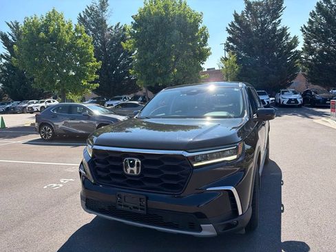 Used 2023 Honda Pilot EX-L image 2