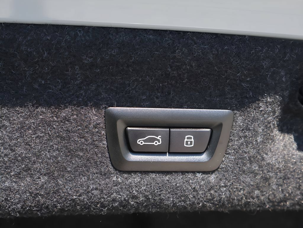 Used 2026 BMW M4 xDrive Competition AWD/4WD image 20