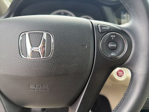 Used 2013 Honda Accord EX-L image 11
