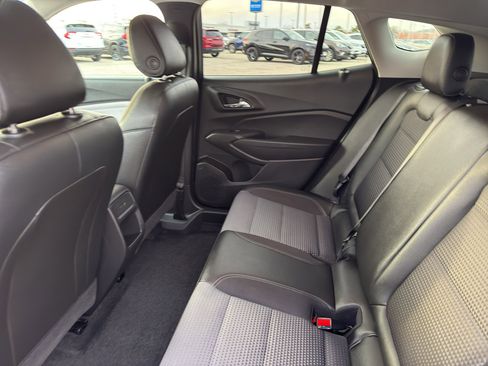 Used 2024 Chevrolet Trax LT w/ Driver Confidence Package image 32