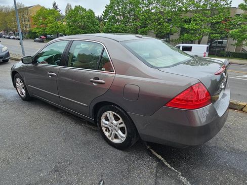 Used 2006 Honda Accord EX-L image 3