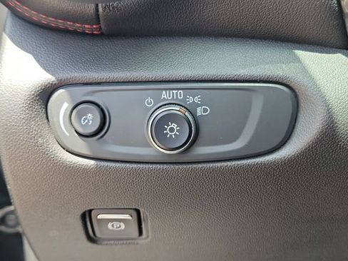 Used 2022 Chevrolet Blazer RS w/ Enhanced Convenience Package FWD image 21