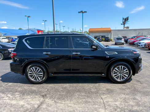 Used 2022 Nissan Armada SL w/ Captain's Chairs Package AWD/4WD image 18