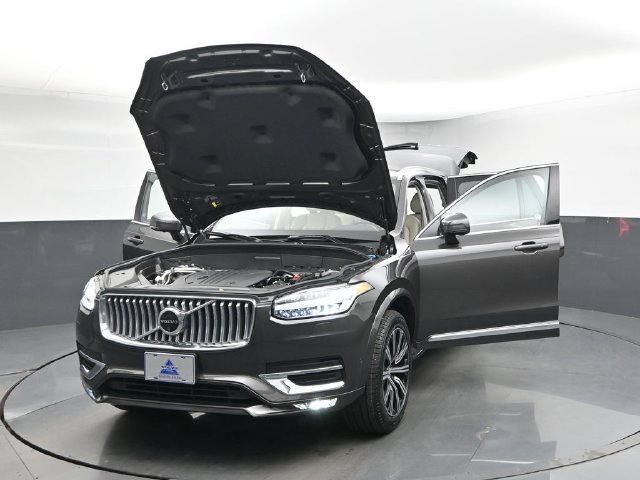 Used 2024 Volvo XC90 B5 Plus w/ Protection Package AWD/4WD image 52