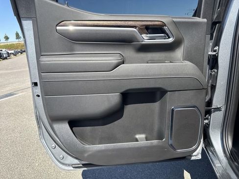 New 2026 GMC Sierra 1500 Elevation image 24