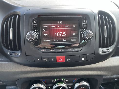 Used 2015 FIAT 500L Trekking FWD image 19