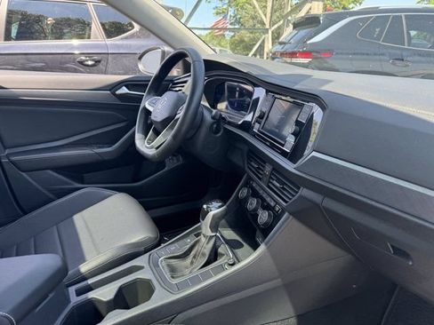 Used 2023 Volkswagen Jetta SE w/ Panoramic Sunroof Package FWD image 30