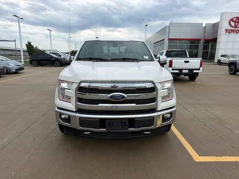 Used 2017 Ford F150 Lariat w/ Equipment Group 502A Luxury AWD/4WD image 2