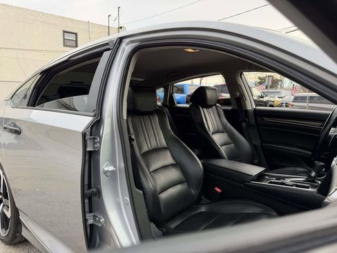 Used 2022 Honda Accord Sport Special Edition image 9