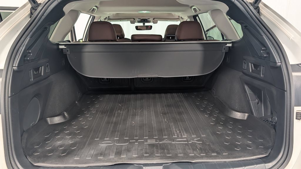 Used 2021 Subaru Outback Touring XT AWD/4WD image 26