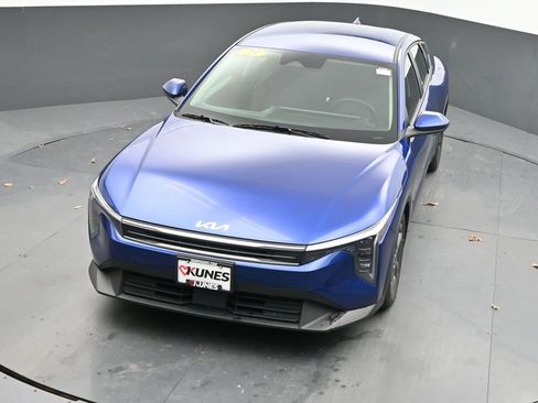 Used 2025 Kia K4 LXS image 39