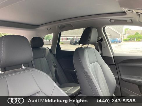 New 2025 Audi Q5 Premium Plus image 18