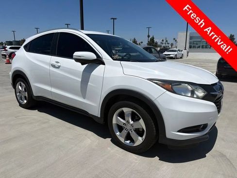 Used 2017 Honda HR-V EX-L image 1