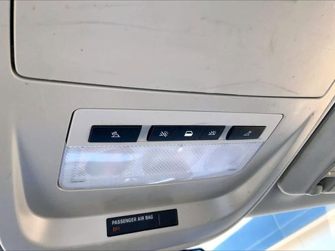 Used 2022 Chevrolet Colorado LT w/ Fleet Safety Package image 31