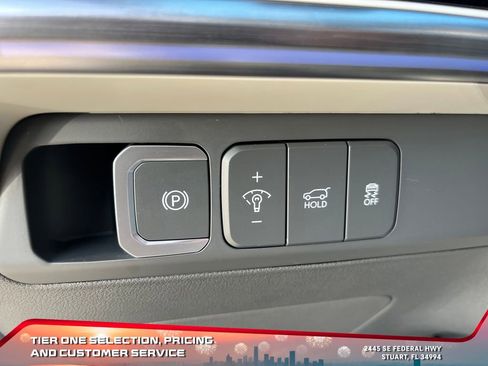 Used 2025 Hyundai Santa Fe Calligraphy image 12