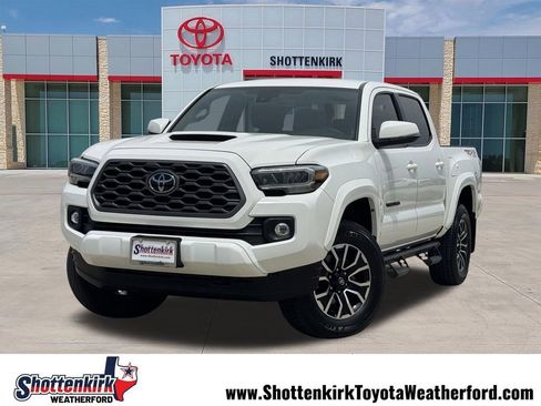 Used 2023 Toyota Tacoma TRD Sport w/ Technology Package AWD/4WD image 1