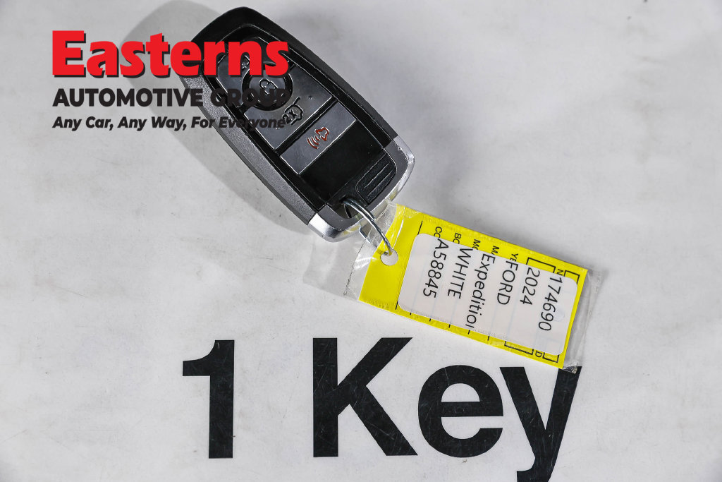 Used 2024 Ford Expedition Max XLT RWD image 23