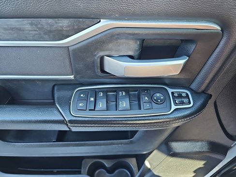 Used 2024 RAM 2500 Big Horn image 31