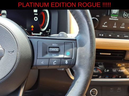 Used 2021 Nissan Rogue Platinum AWD/4WD image 20