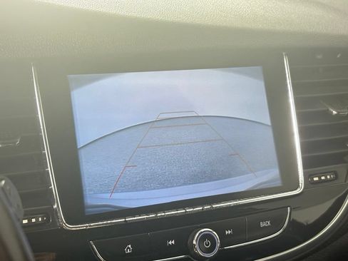 Used 2021 Buick Encore Preferred FWD image 29