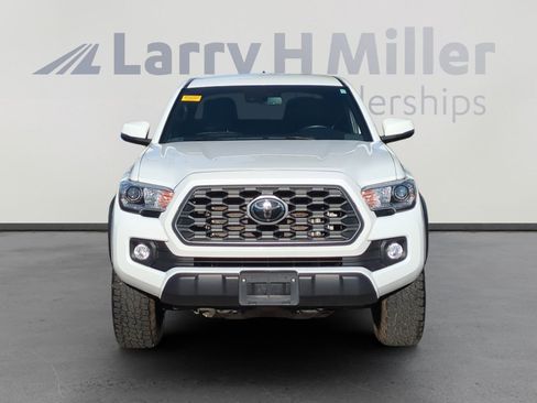 Used 2023 Toyota Tacoma TRD Off-Road image 8