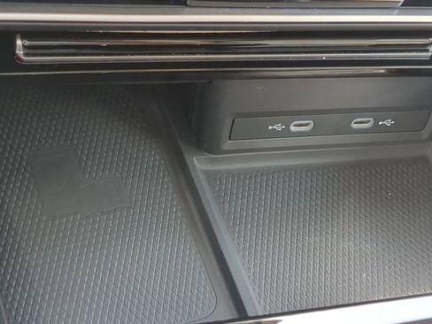 Used 2024 Volkswagen Atlas SEL Premium R-Line AWD/4WD image 26