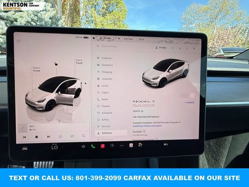 Used 2023 Tesla Model Y Performance image 24