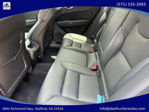 Used 2023 Volvo XC60 B5 Plus FWD image 26