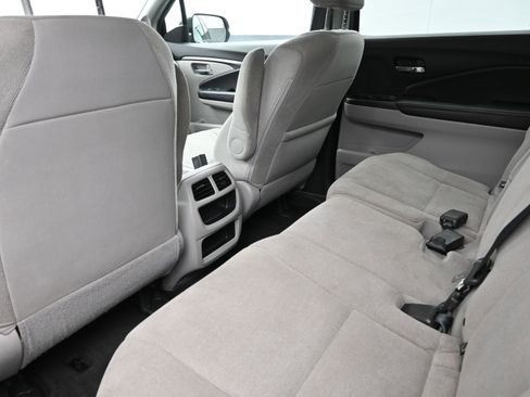 Used 2020 Honda Pilot LX image 21