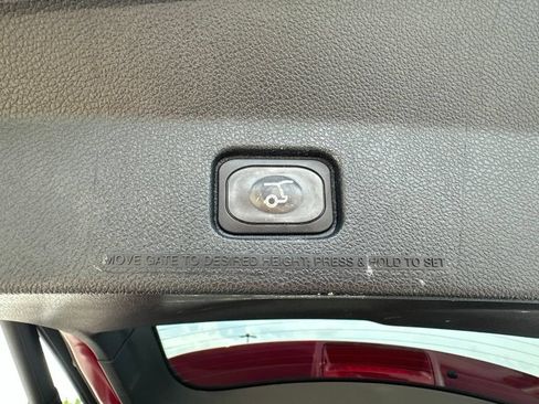 Used 2018 Ford Explorer Platinum AWD/4WD image 9