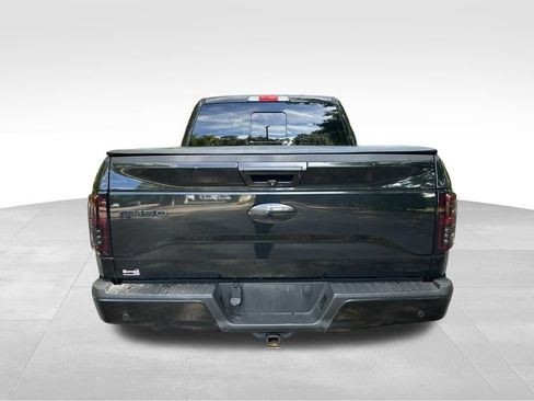 Used 2015 Ford F150 Lariat w/ Equipment Group 502A Luxury AWD/4WD image 4