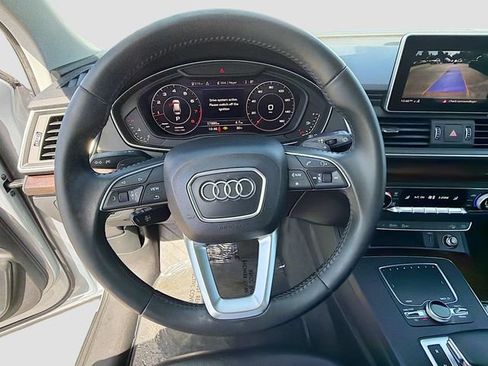 Used 2018 Audi Q5 2.0T Premium AWD/4WD image 39