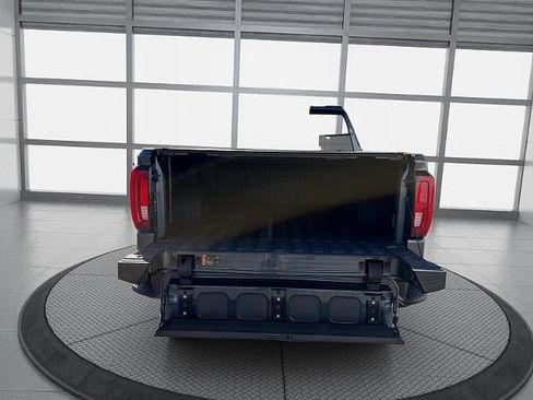 Used 2021 GMC Sierra 1500 AT4 w/ AT4 Value Package AWD/4WD image 41