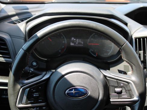 Used 2019 Subaru Crosstrek 2.0i Premium AWD/4WD image 9
