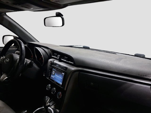 Used 2016 Scion tC FWD image 19