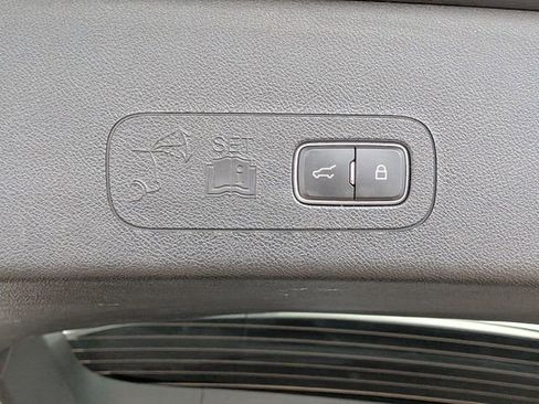 Used 2022 Lincoln Aviator Reserve w/ Elements Package Plus image 24