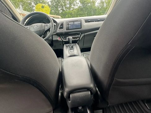 Used 2016 Honda HR-V EX image 26