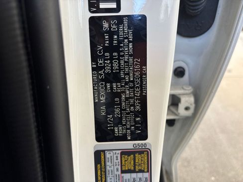 Used 2025 Kia K4 FWD image 30