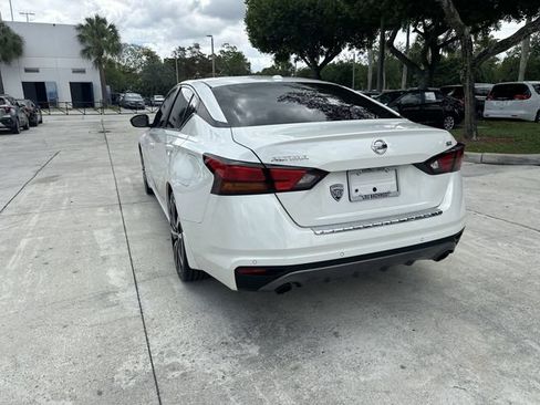 Used 2021 Nissan Altima 2.5 SR FWD image 36
