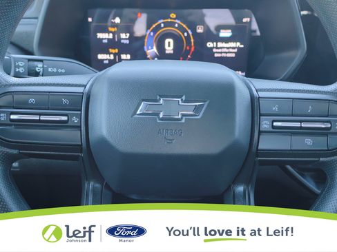 Used 2024 Chevrolet Colorado Trail Boss w/ Technology Package image 17