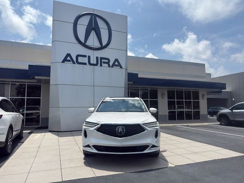 Certified 2024 Acura MDX FWD w/ Technology Package image 2