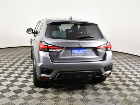 Used 2023 Mitsubishi Outlander Sport ES AWD/4WD image 7