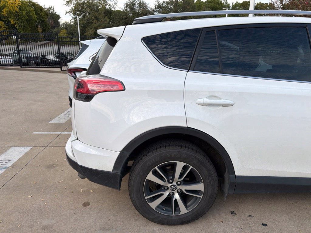 Used 2018 Toyota RAV4 XLE w/ Plus Extra Value Package FWD image 13