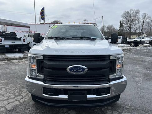 Used 2019 Ford F350 XL w/ Power Equipment Group image 3