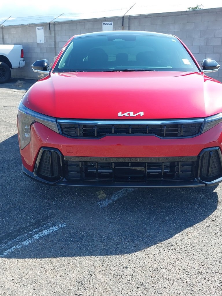 Used 2025 Kia K4 GT-Line w/ GT-Line Sunroof Package FWD image 1
