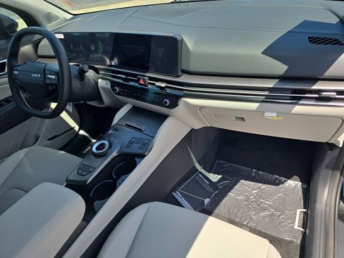 New 2026 Kia Sportage EX AWD/4WD image 12