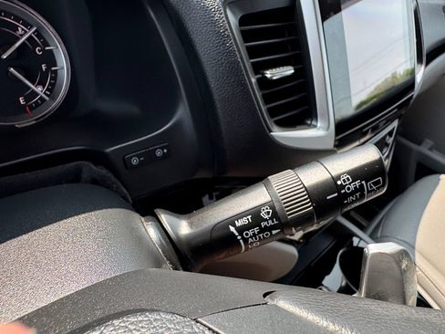 Used 2017 Honda Pilot Elite image 36