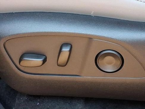 New 2026 GMC Acadia Elevation image 12